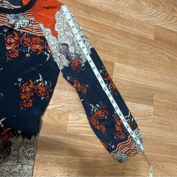Anthropologie Meadow Rue Blue Orange Silk Blossom Blouse Women's Size Medium - Picture 10 of 10